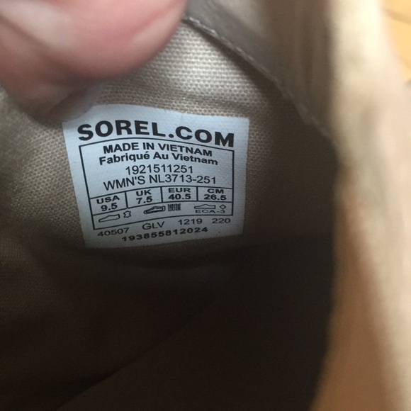 Sorel Boots - Picture 10 of 10